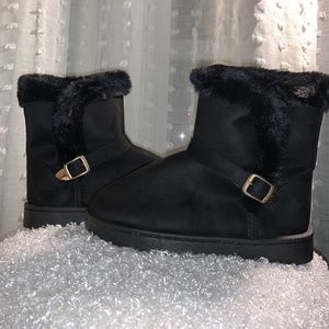 Brand New Black fur Ankle Boots !